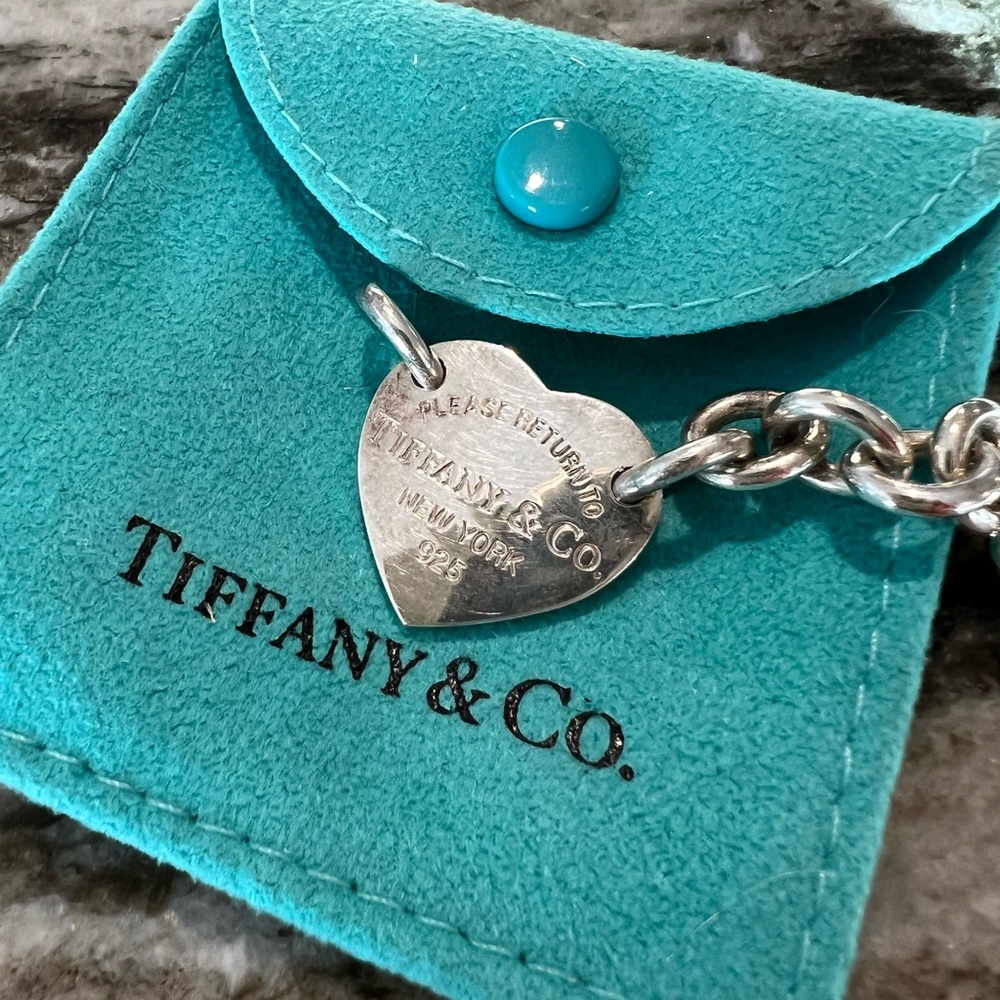 “Return to Tiffany” choker necklace